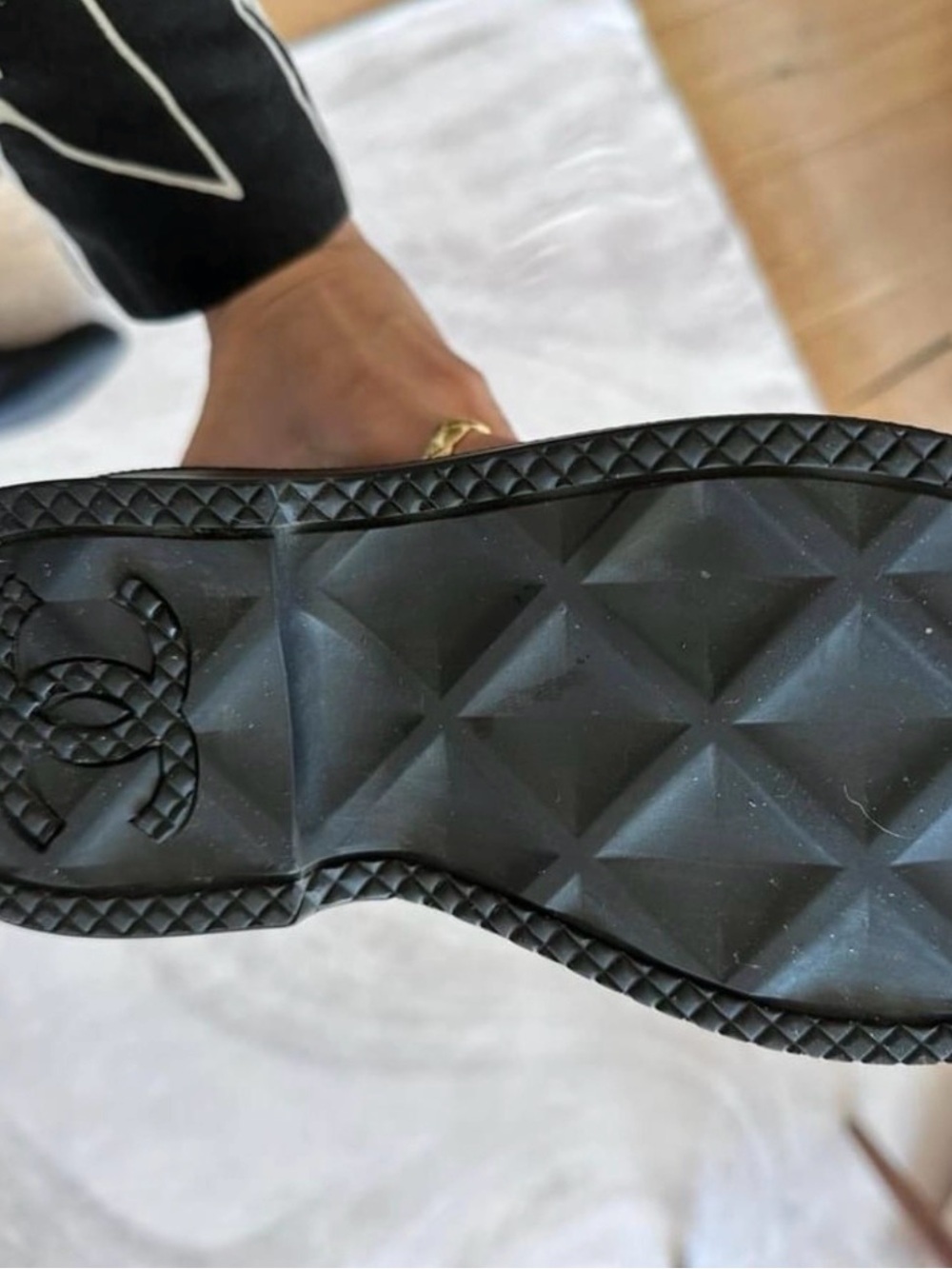 CHANEL Wellington Rain Boots - Picture 4 of 5